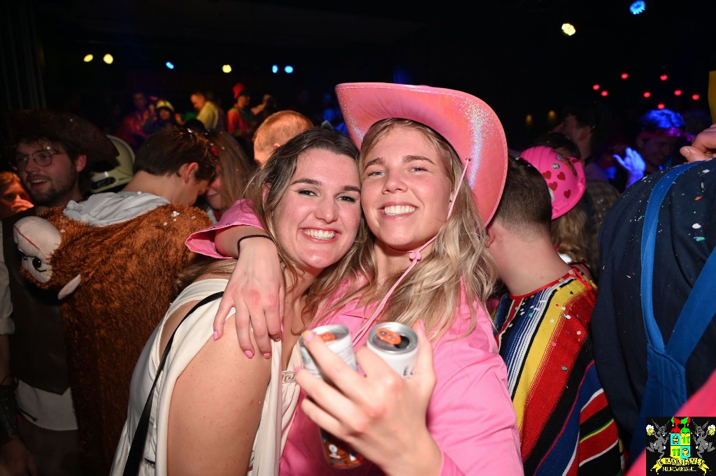 ../Images/Maandagavond carnaval 2026 066.jpg